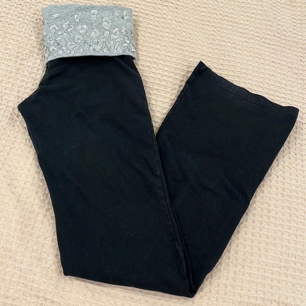 Victoria’s Secret PINK Vintage Flare Yoga Pants